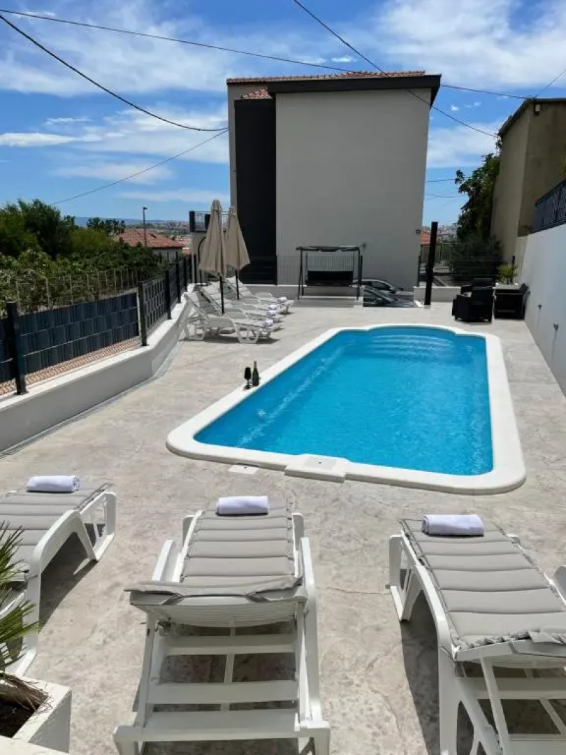 Apartments Antini