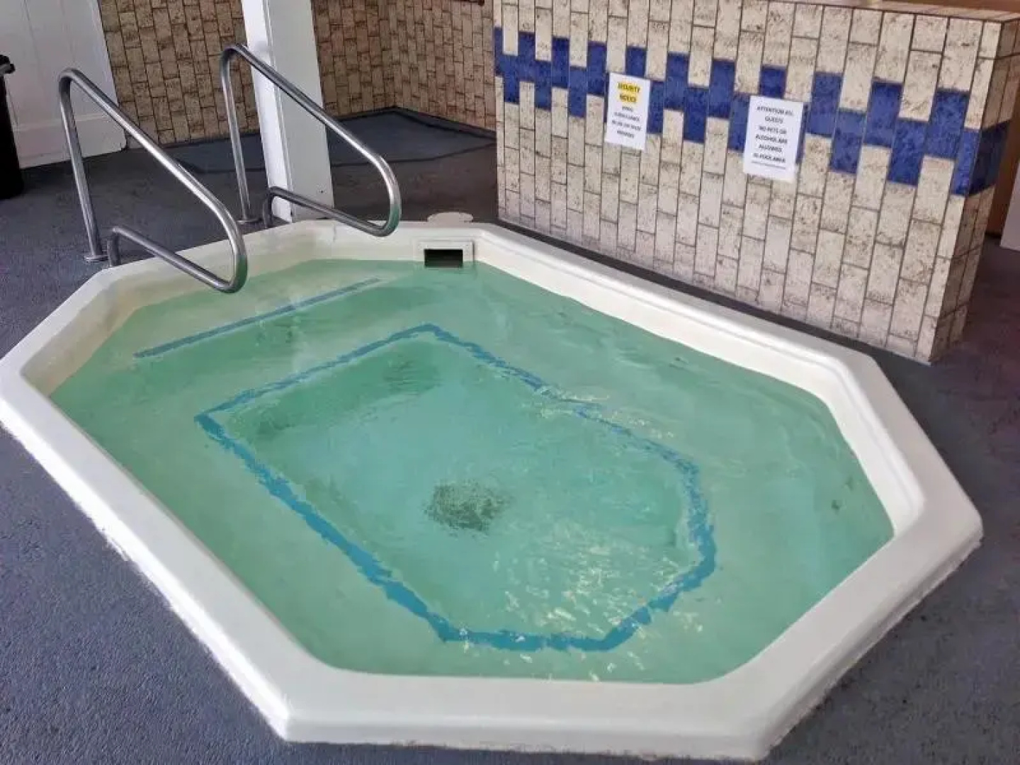 Quality Inn & Suites Tradewinds