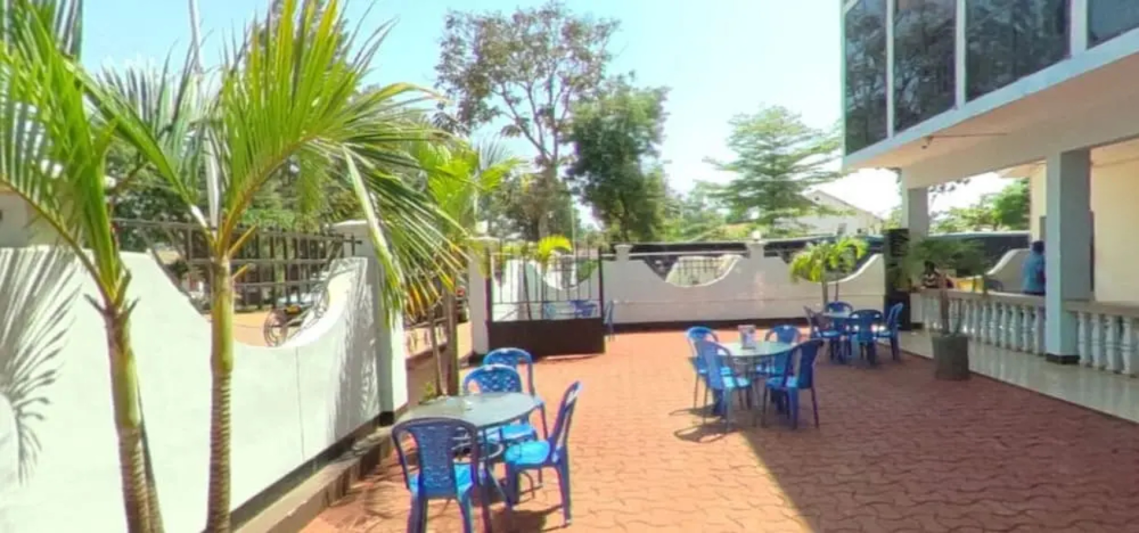 New Coffee Tree Hotel