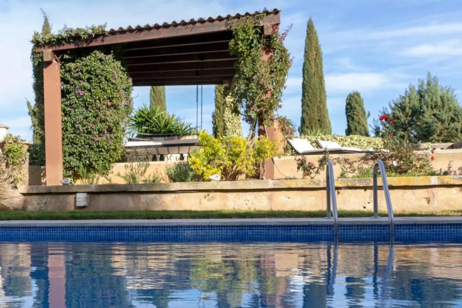 Reserva Rotana Hotel