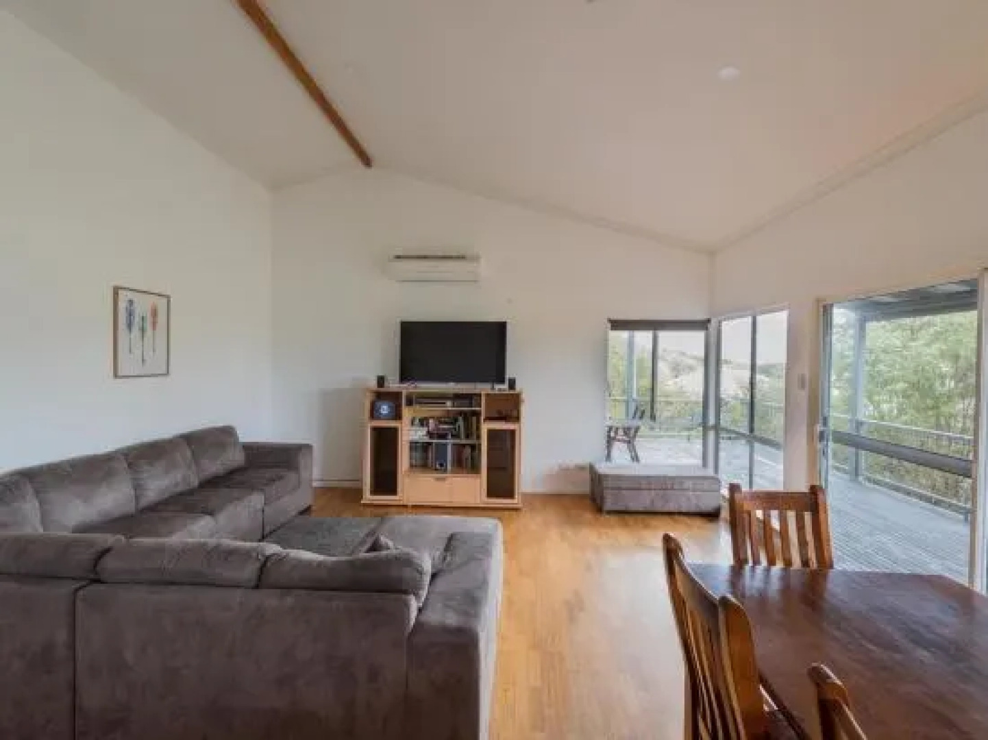 Peppy Beach Ocean Views