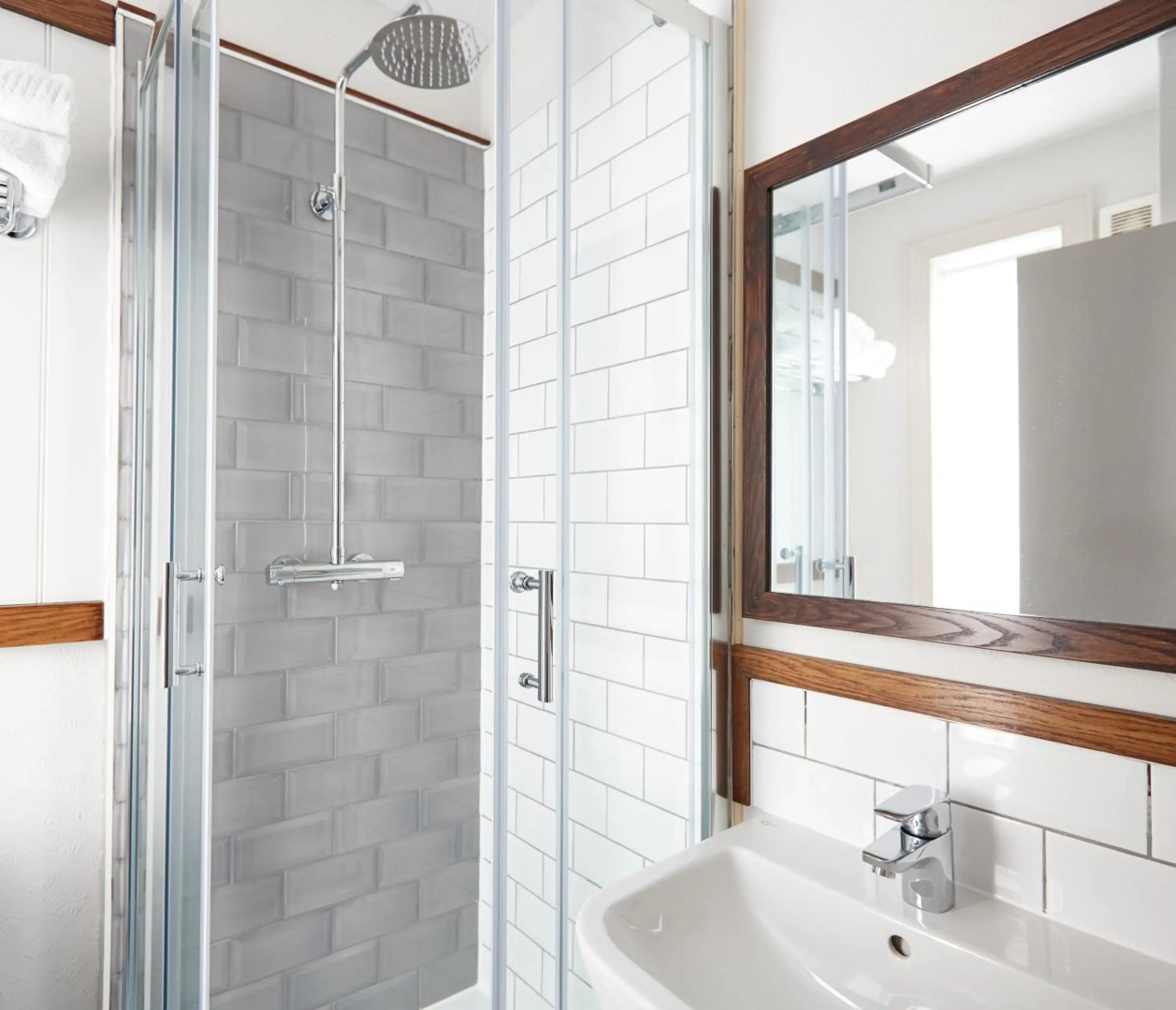 The Spyglass and Kettle