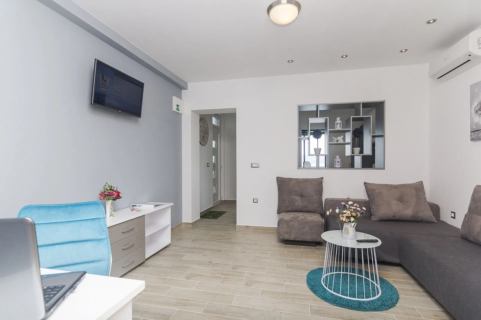 Apartment Sonja - 100 m from sea: A1 Brela, Riviera Makarska