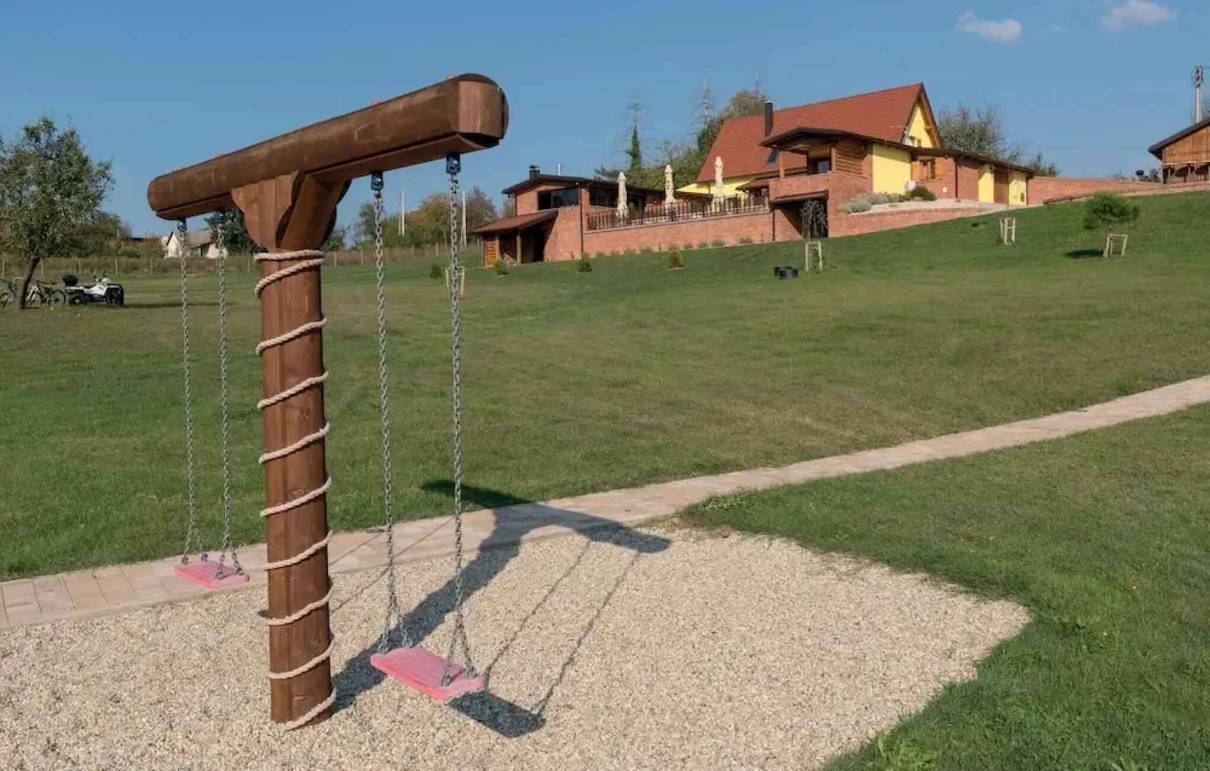 Stunning Home in Repusnica With 5 Bedrooms, Wifi and Outdoor Swimming Pool