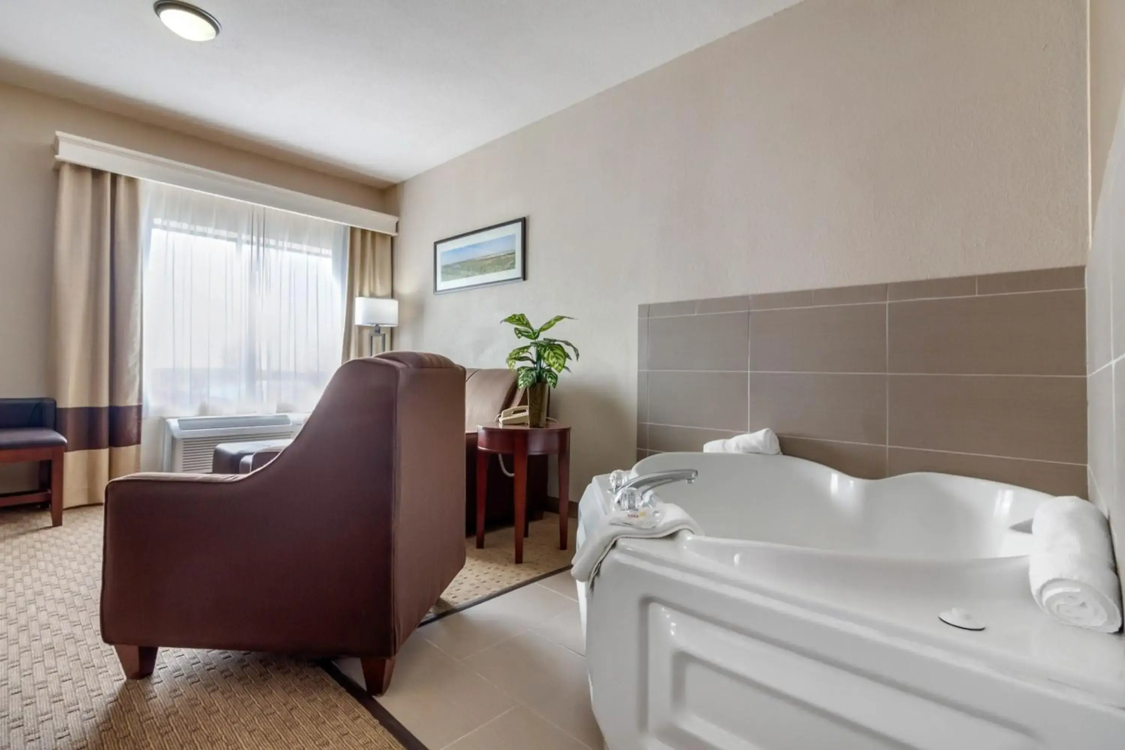 Comfort Suites Omaha East-Council Bluffs