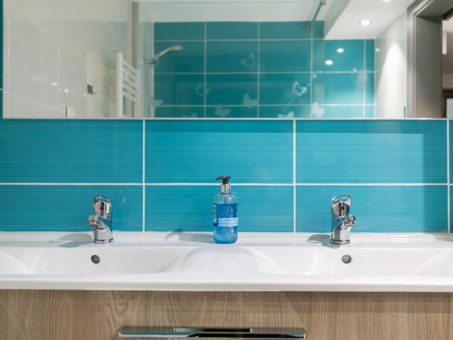 Majestic Holiday Home in Neubois with Private Pool