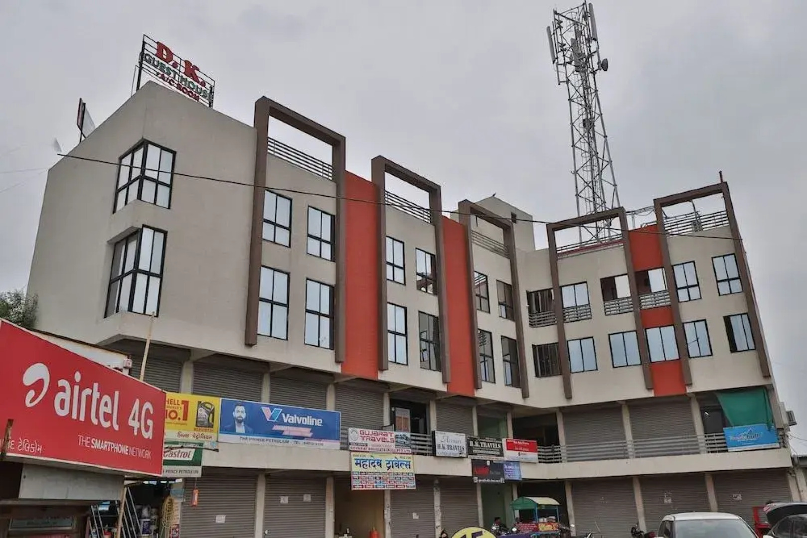 OYO 37477 D K Guest House