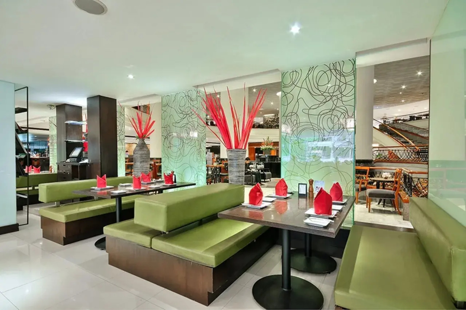 Narai Hotel (SHA Extra Plus)