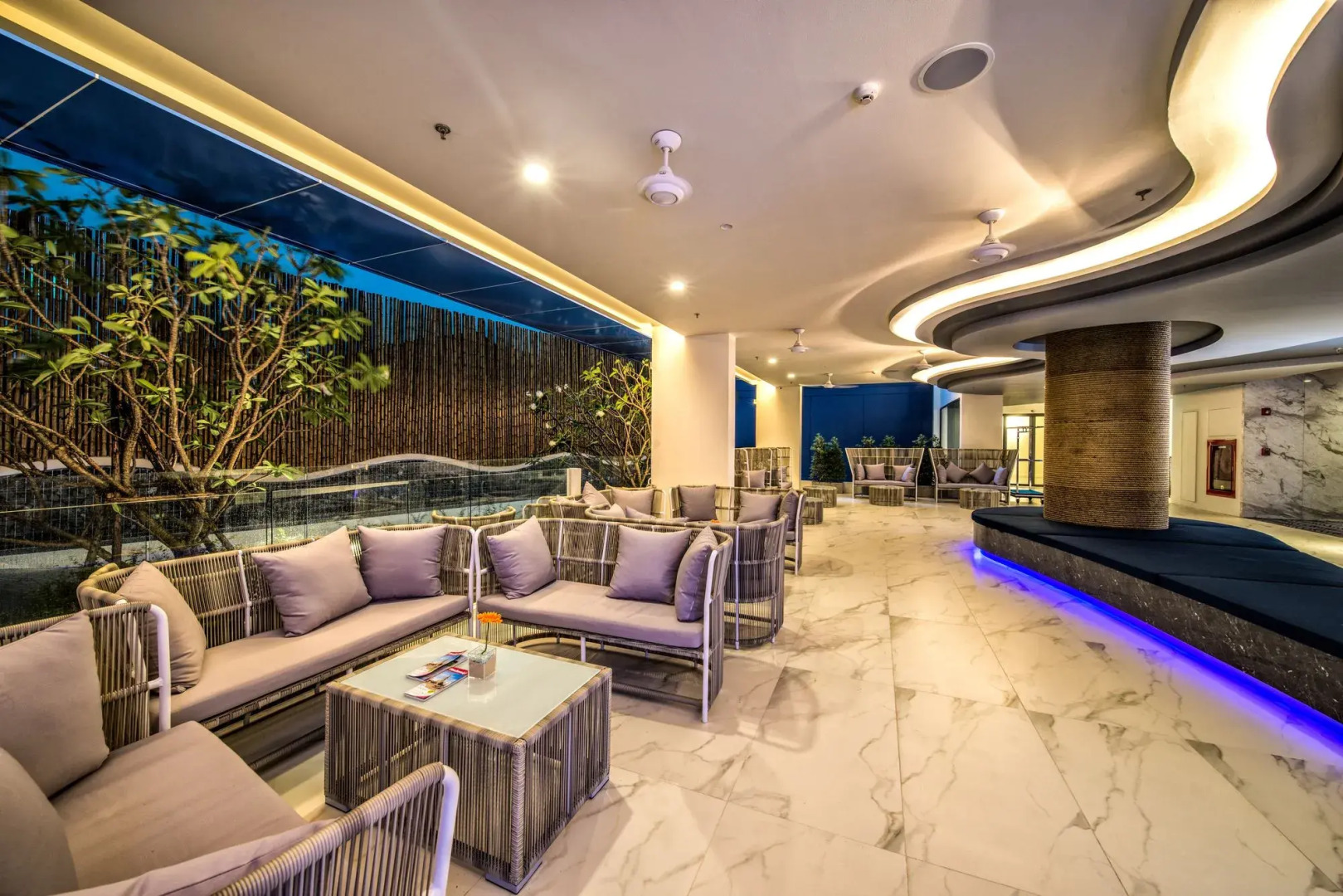 Hotel Clover Patong Phuket