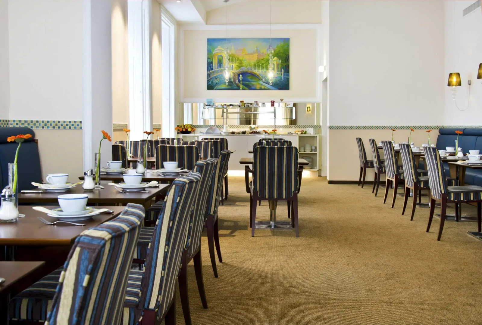 HiLight Suites Hotel