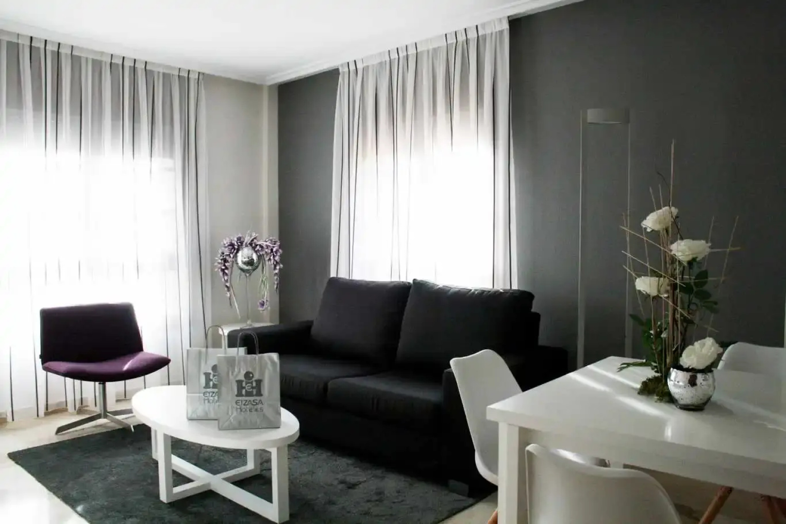 Suites Apartamentos Los Girasoles