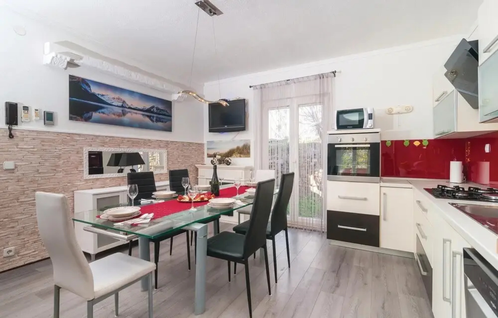 Nice Home in Srinjine With Sauna, Wifi and 4 Bedrooms