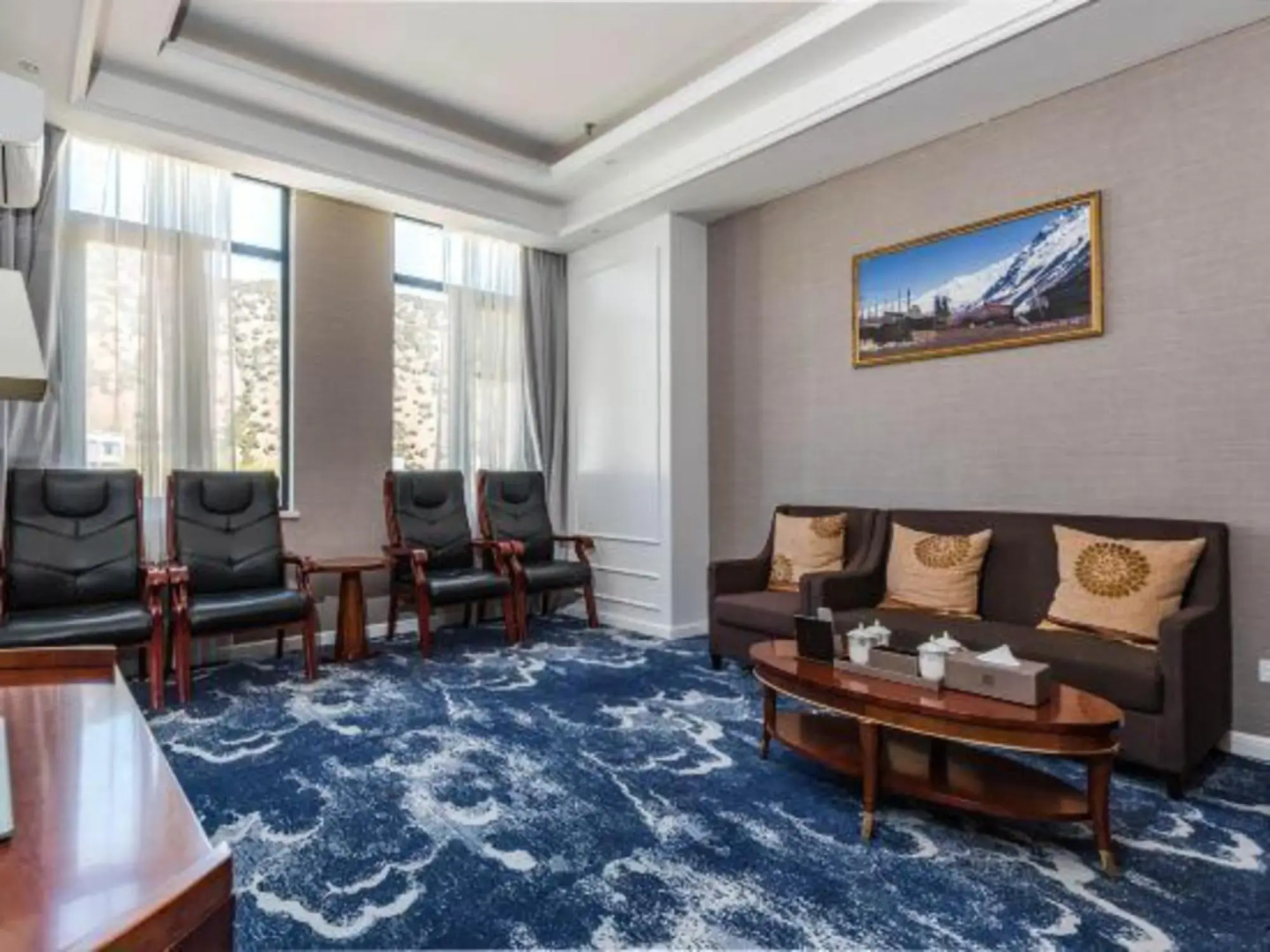 Gela Dandong Business Hotel (VIP Building)