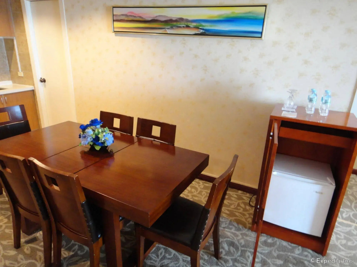 Sunlight Guest Hotel