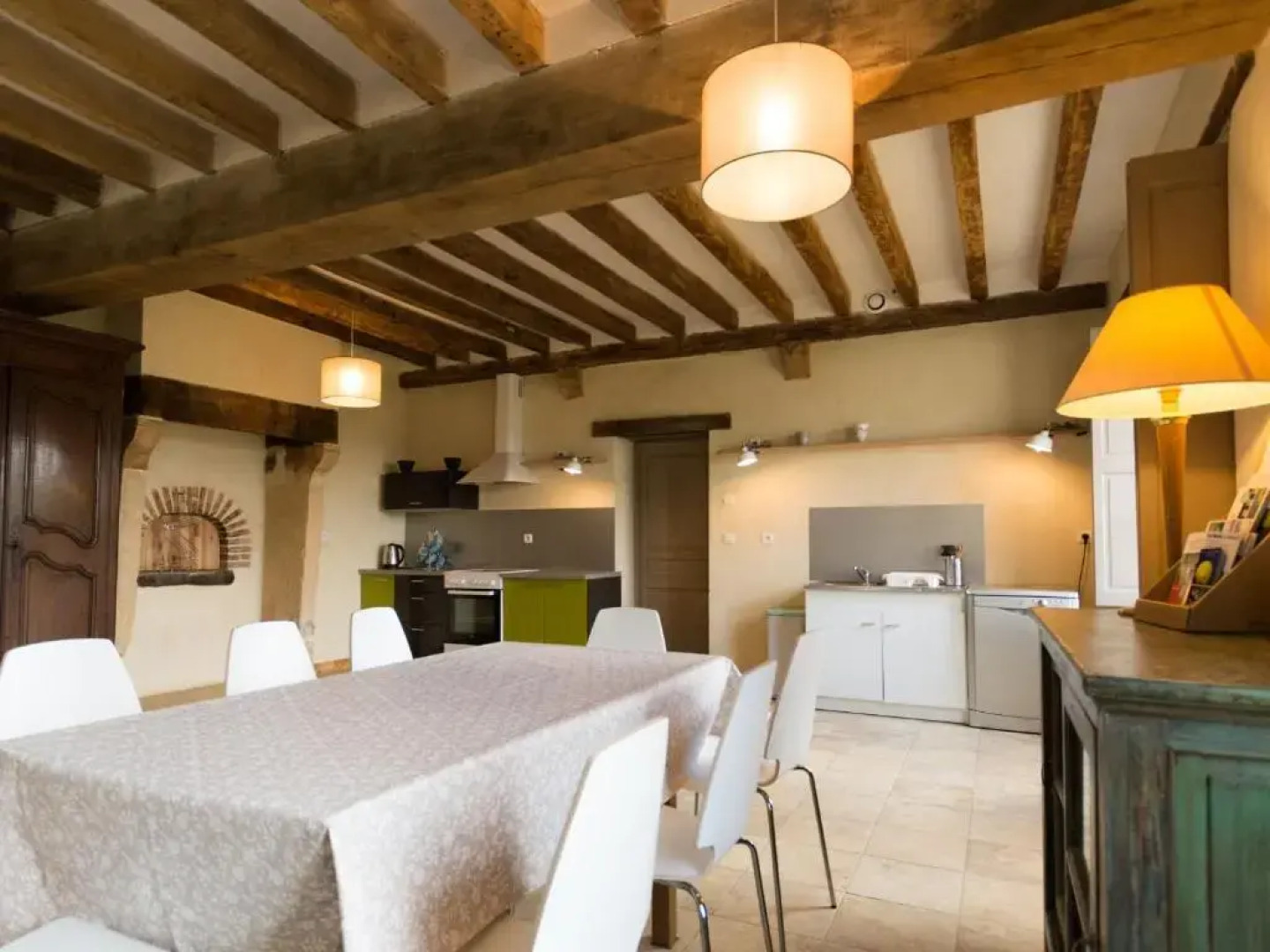 Gîte Bazouges-sur-le-Loir, 5 pièces, 8 personnes - FR-1-410-230