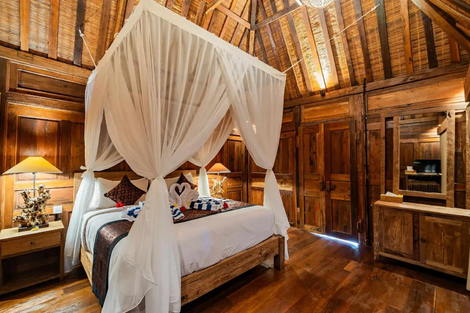 Madani Antique Villas