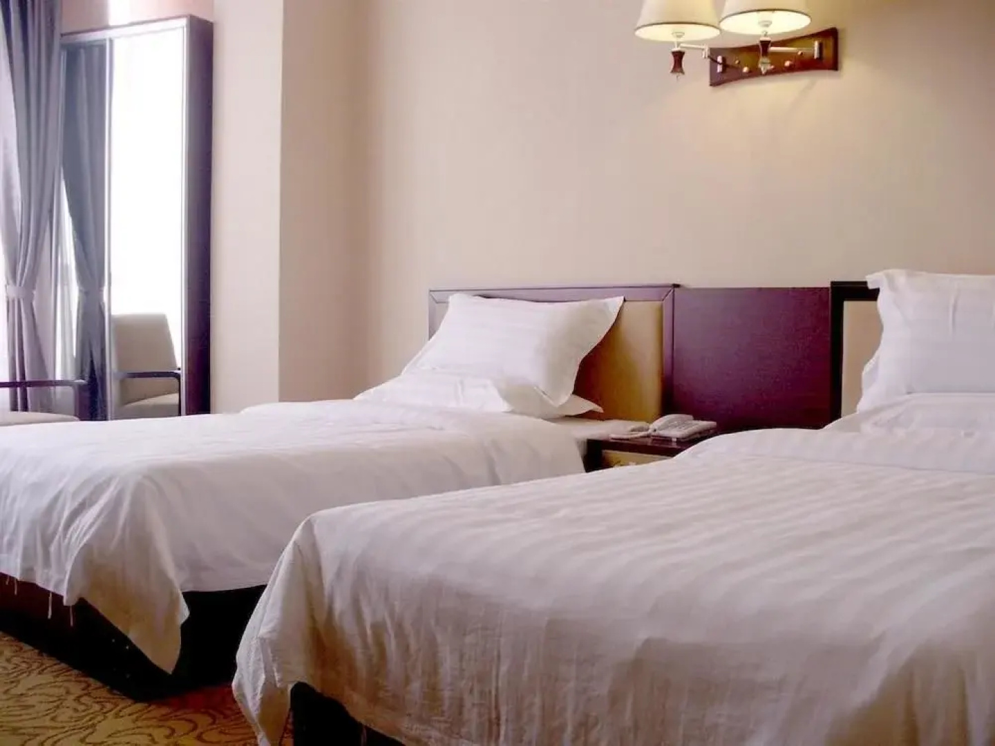 Weifang Hui Xuan Business Hotel