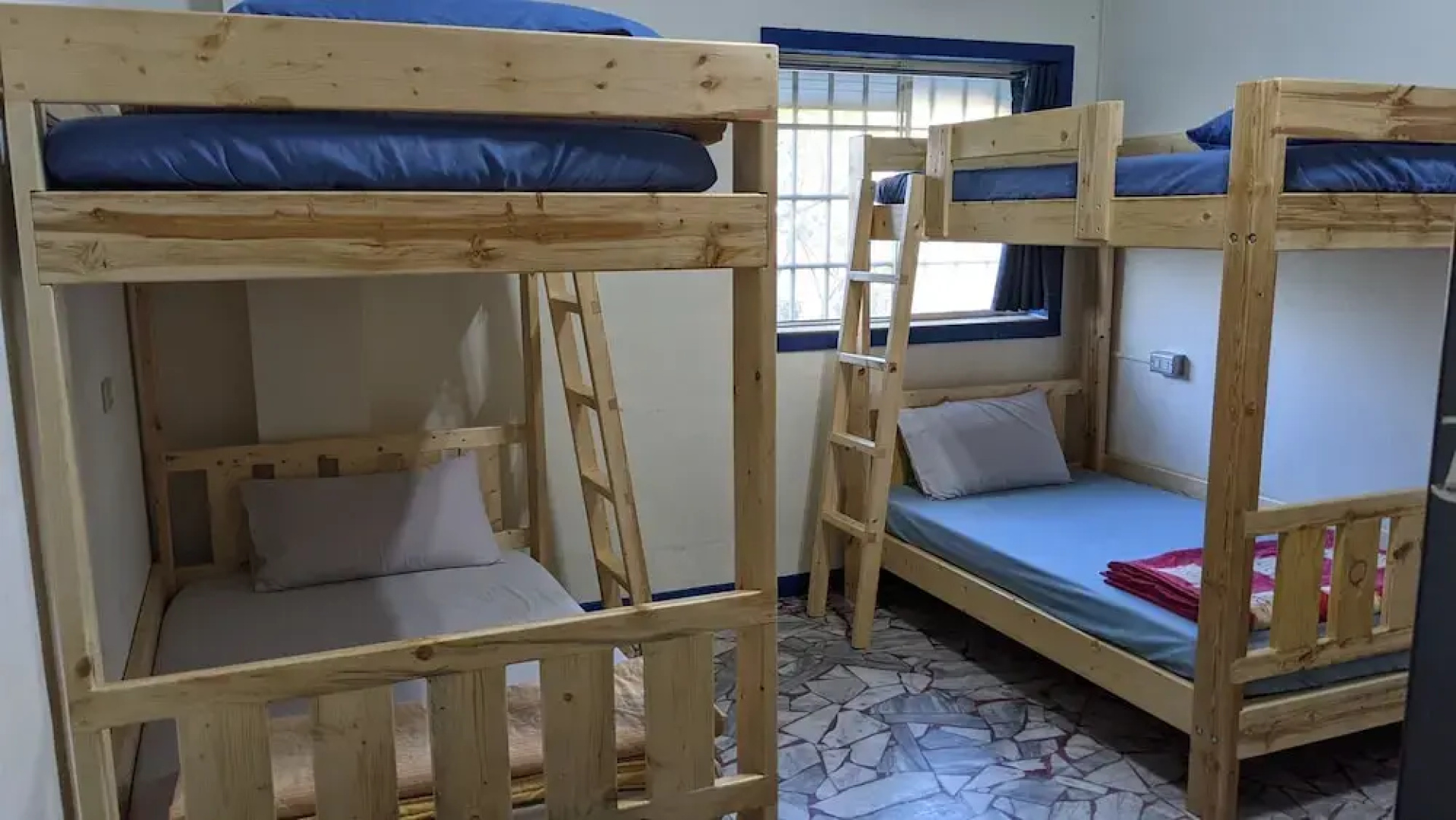 The Lodge for Cyclists - Hostel