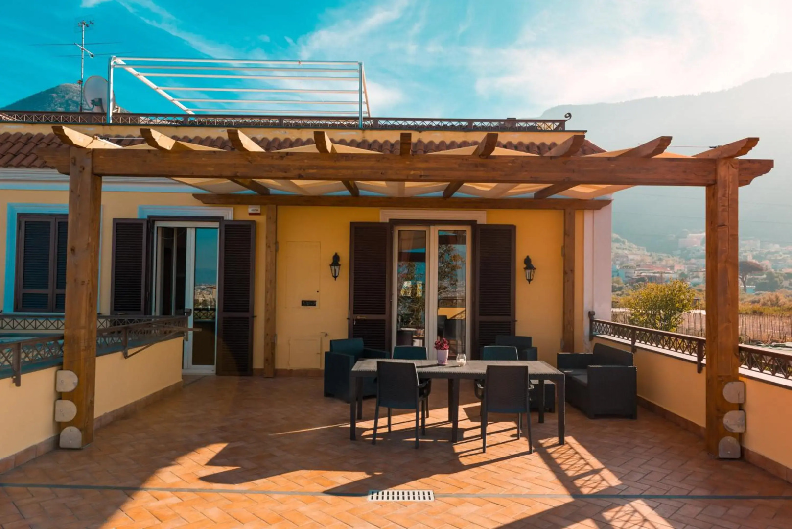 Viale Villa Arianna, 8