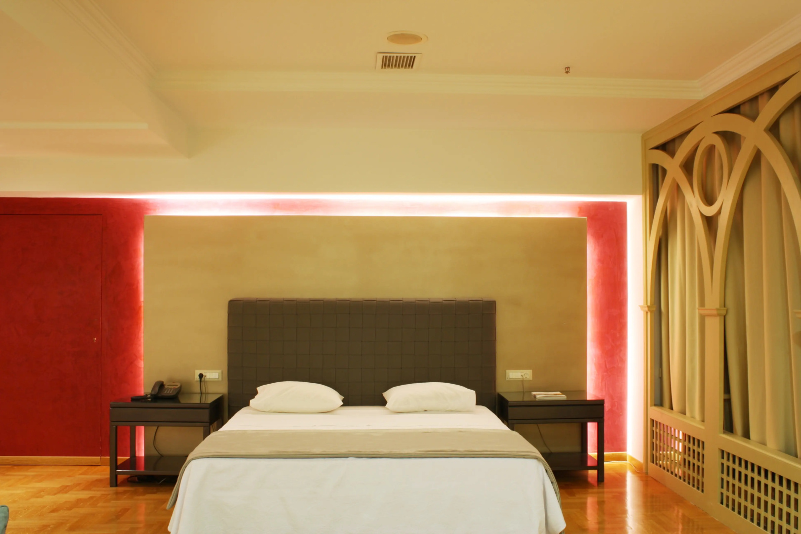 Theoxenia House Hotel