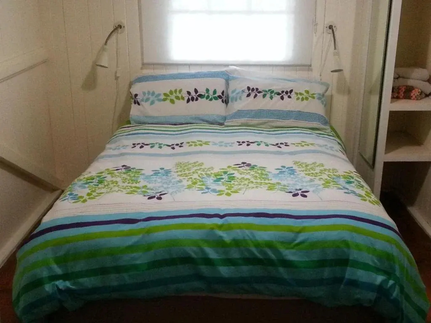 Montville Holiday House