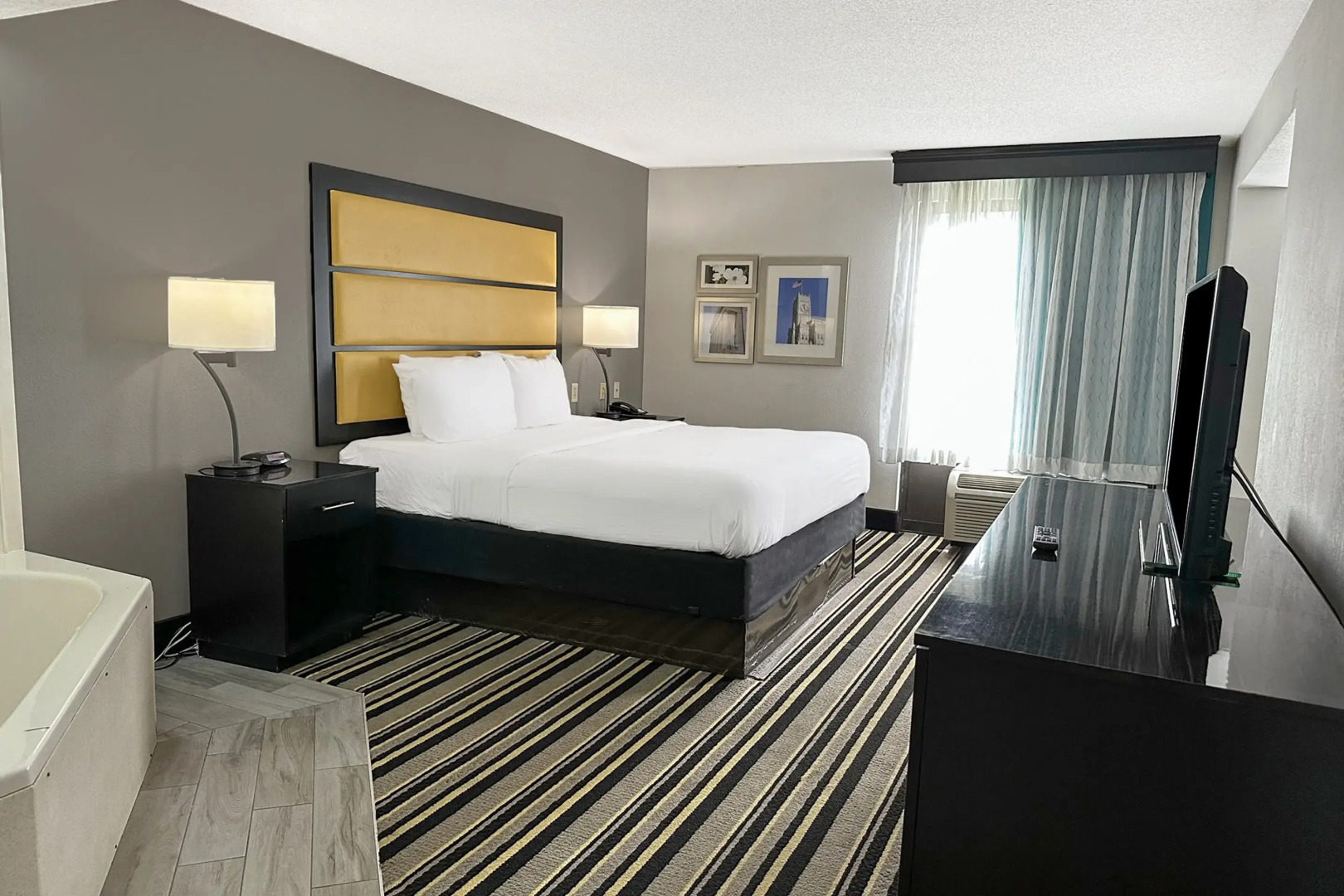 OYO Townhouse Jackson/Ridgeland