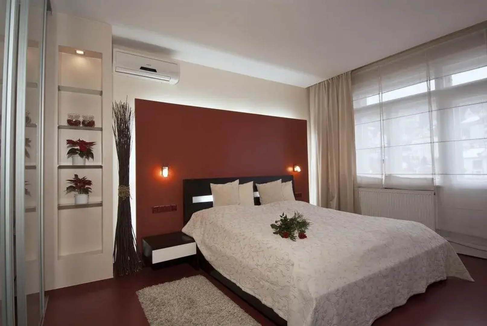 Krystal Hotel