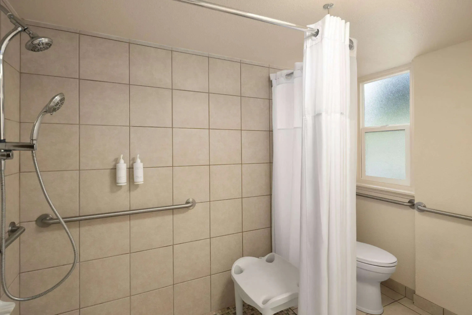 Days Inn by Wyndham Maui Oceanfront