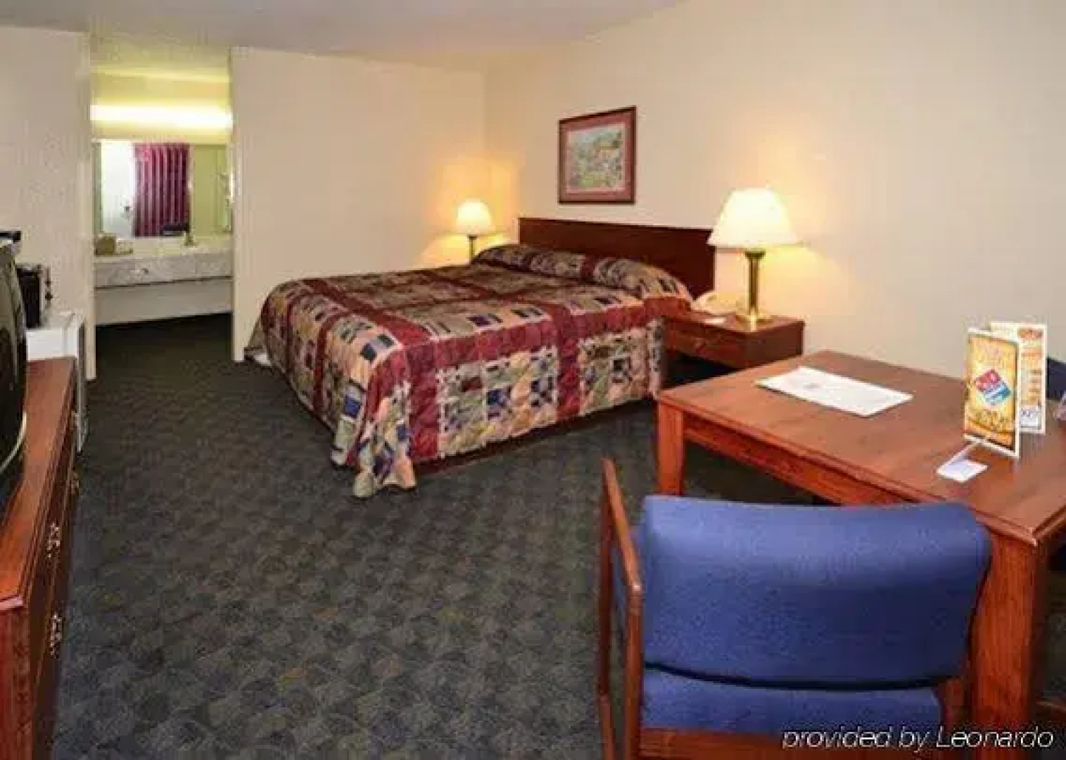 Rodeway Inn & Suites