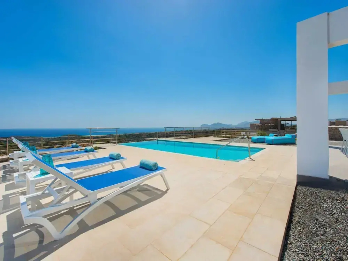Villa in Rhodes With Infinity Pool