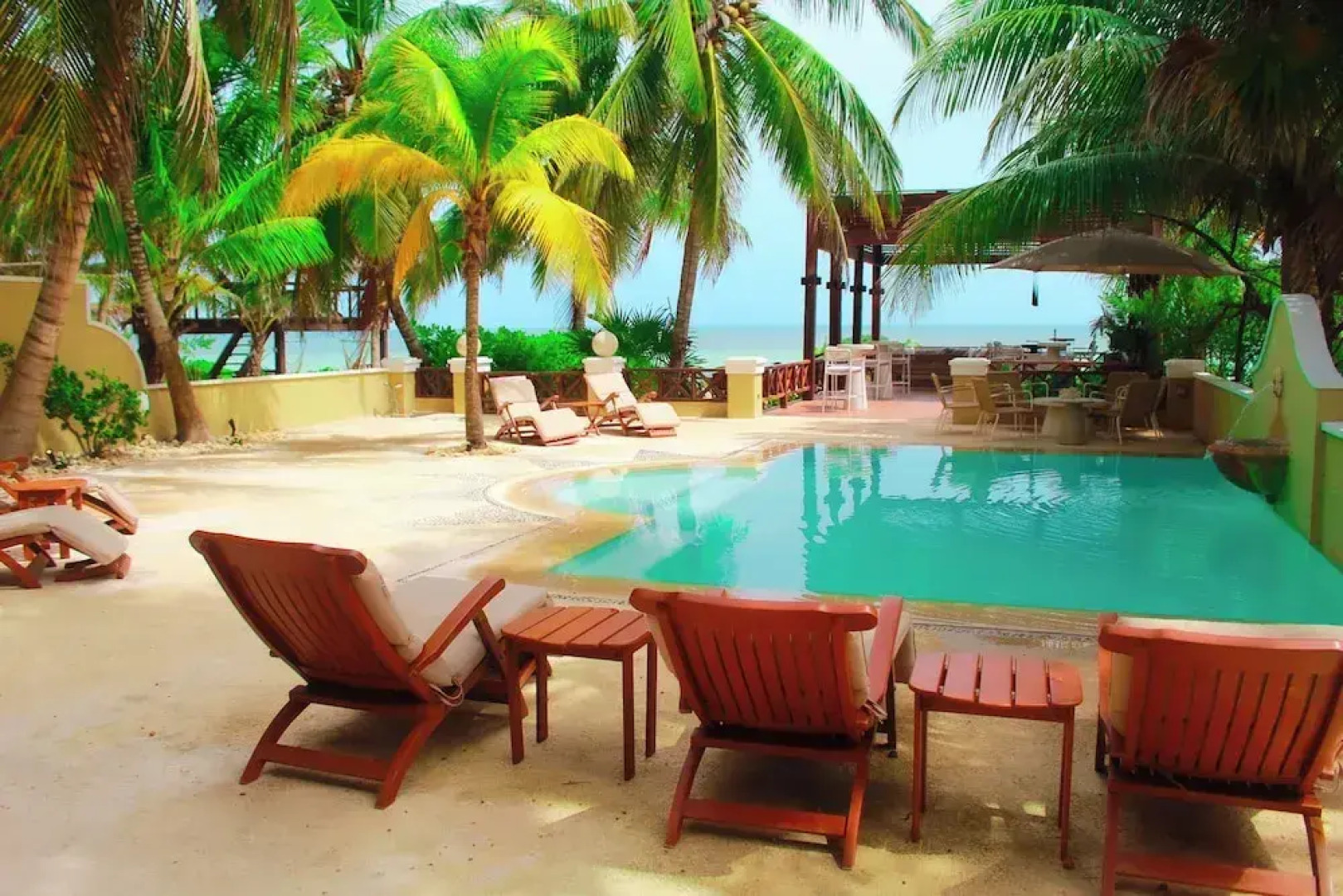 Esciros Luxury Villa