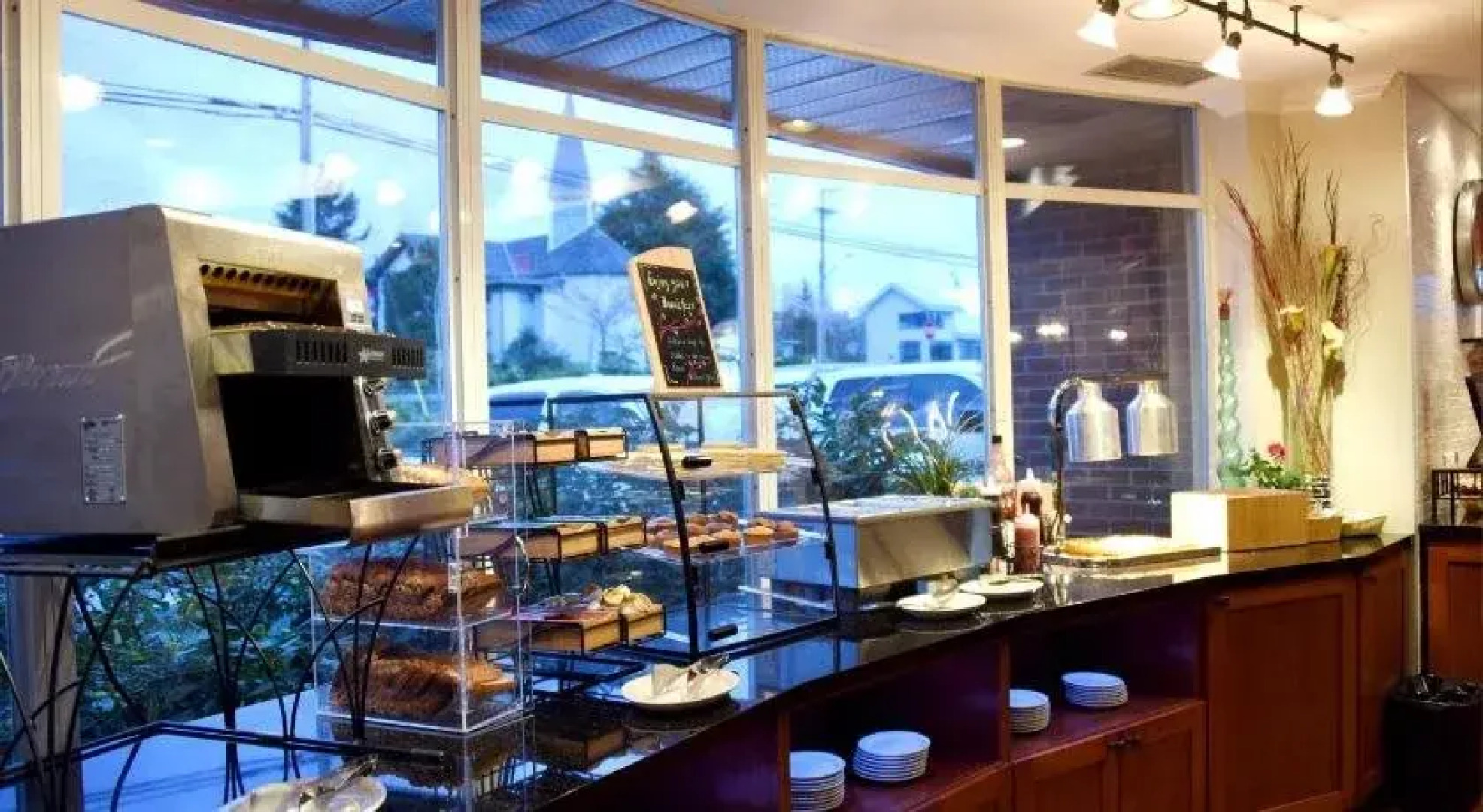 Gibsons Garden Hotel