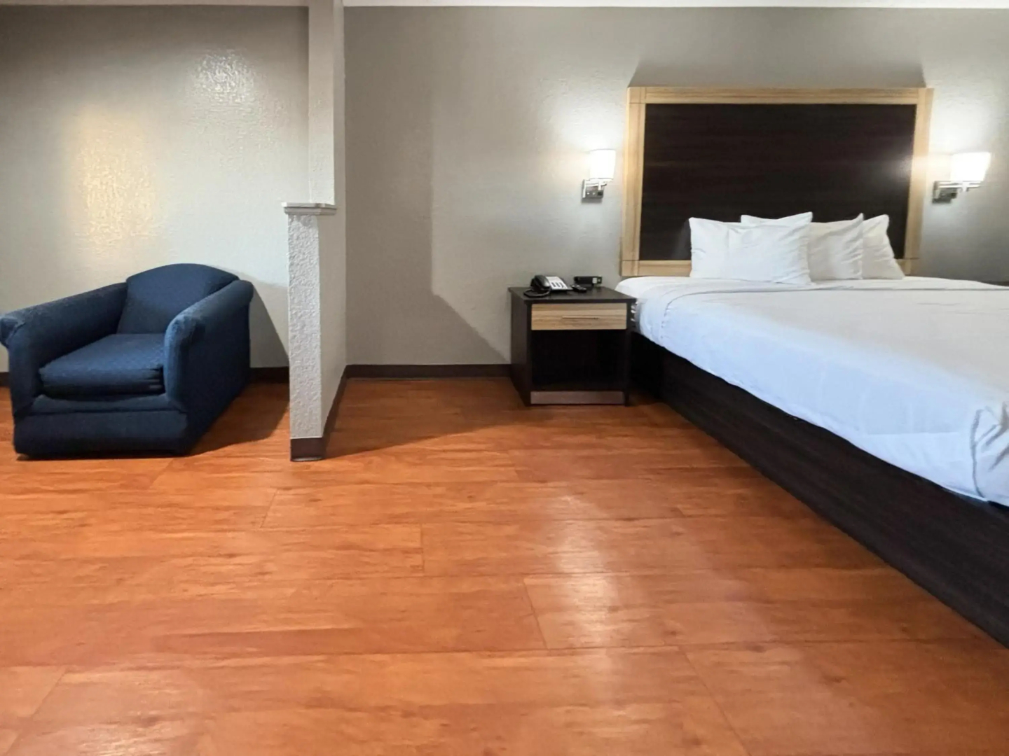 Motel 6 Prattville, AL