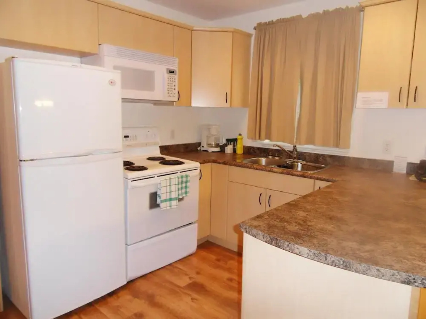 The Hitching Post Motel