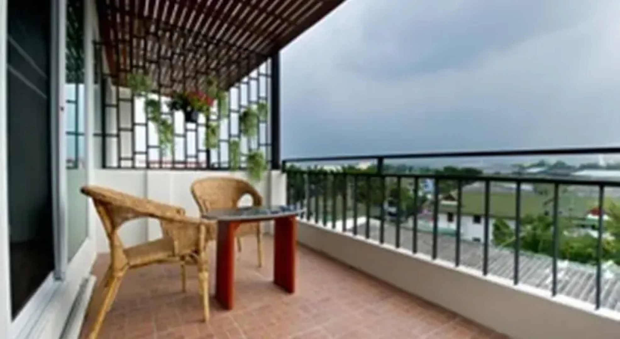 Bangpa-in Place Serviced Apartment