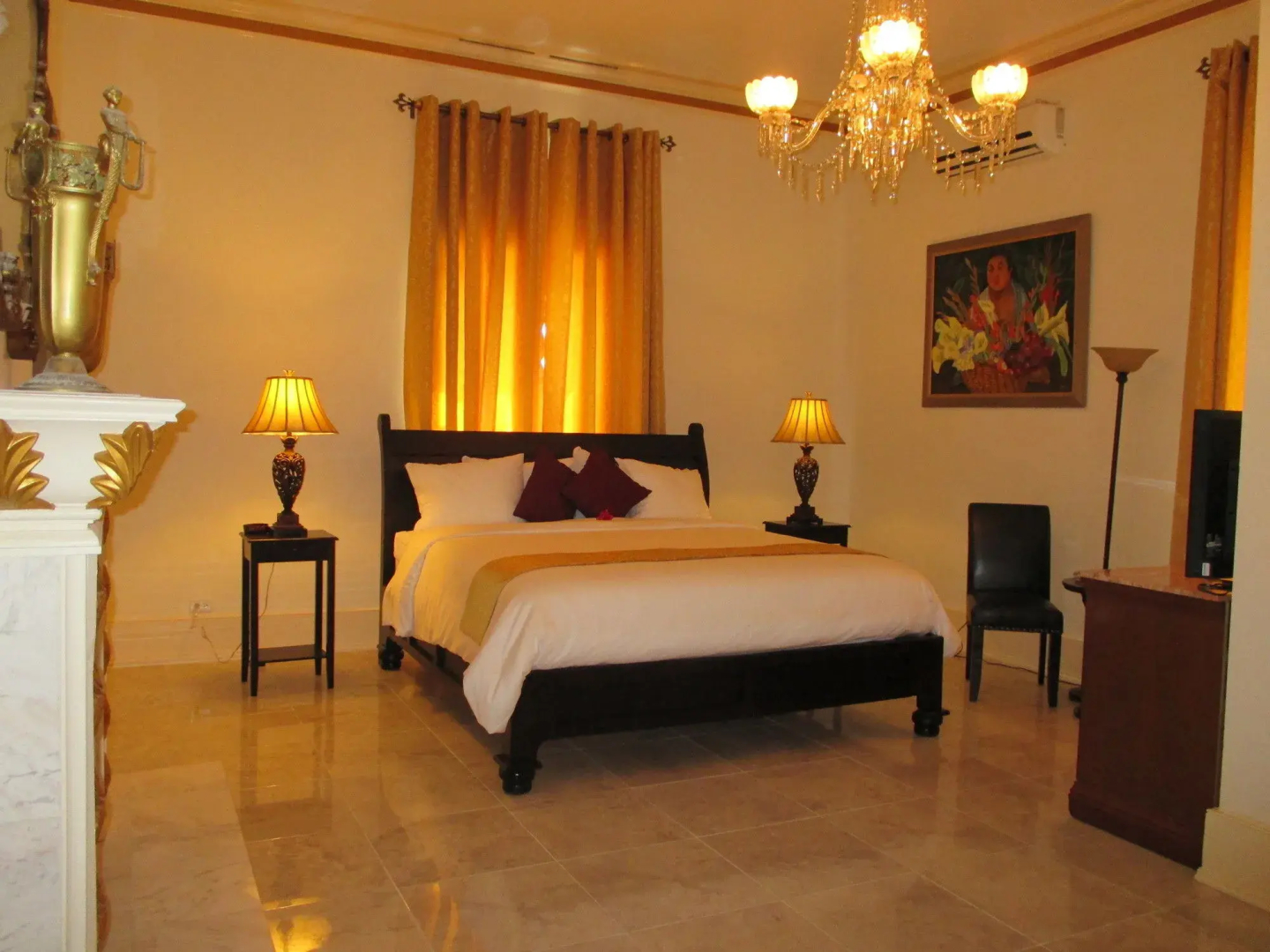 Ocean West Boutique Hotel