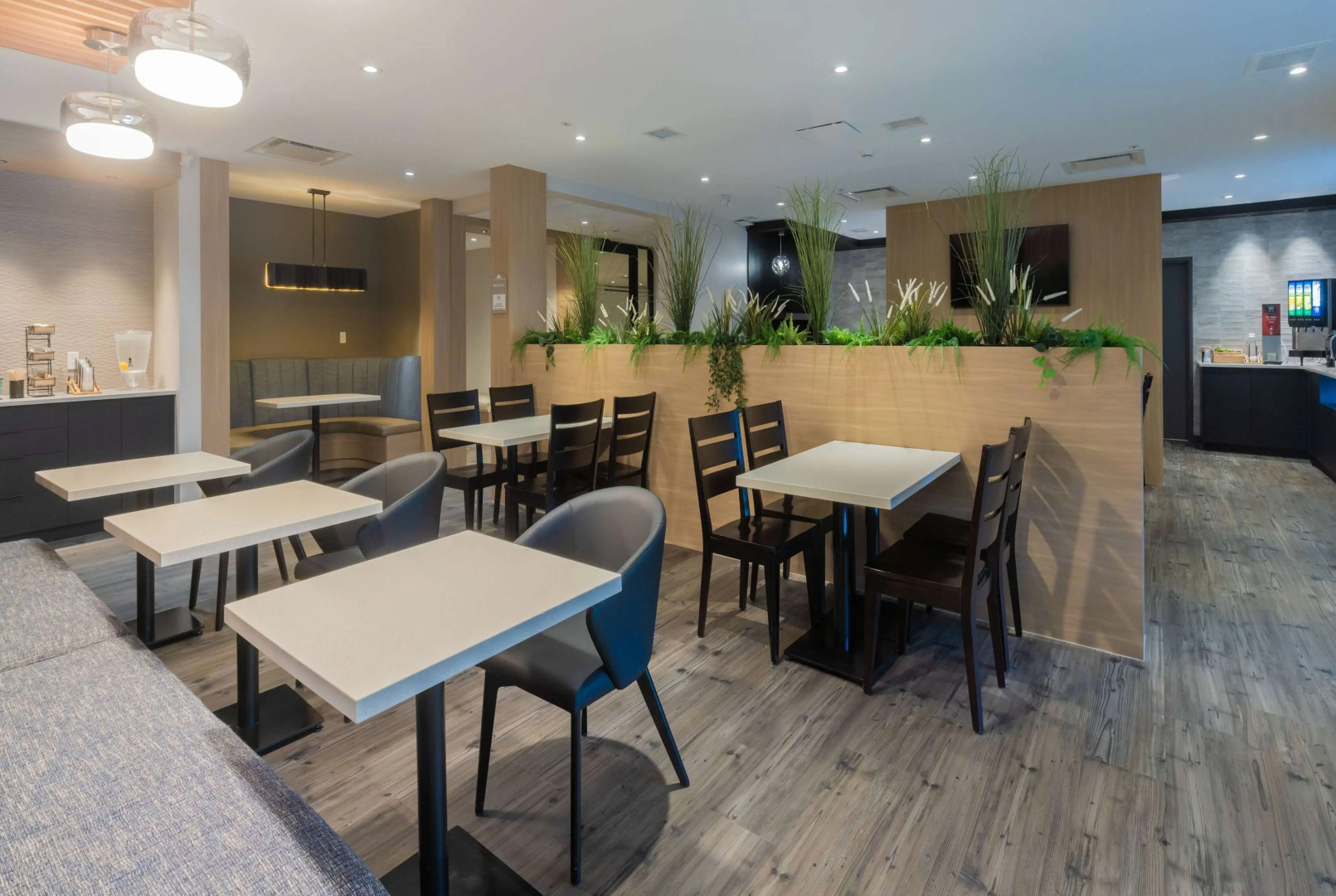 Microtel Inn & Suites by Wyndham Oyster Bay