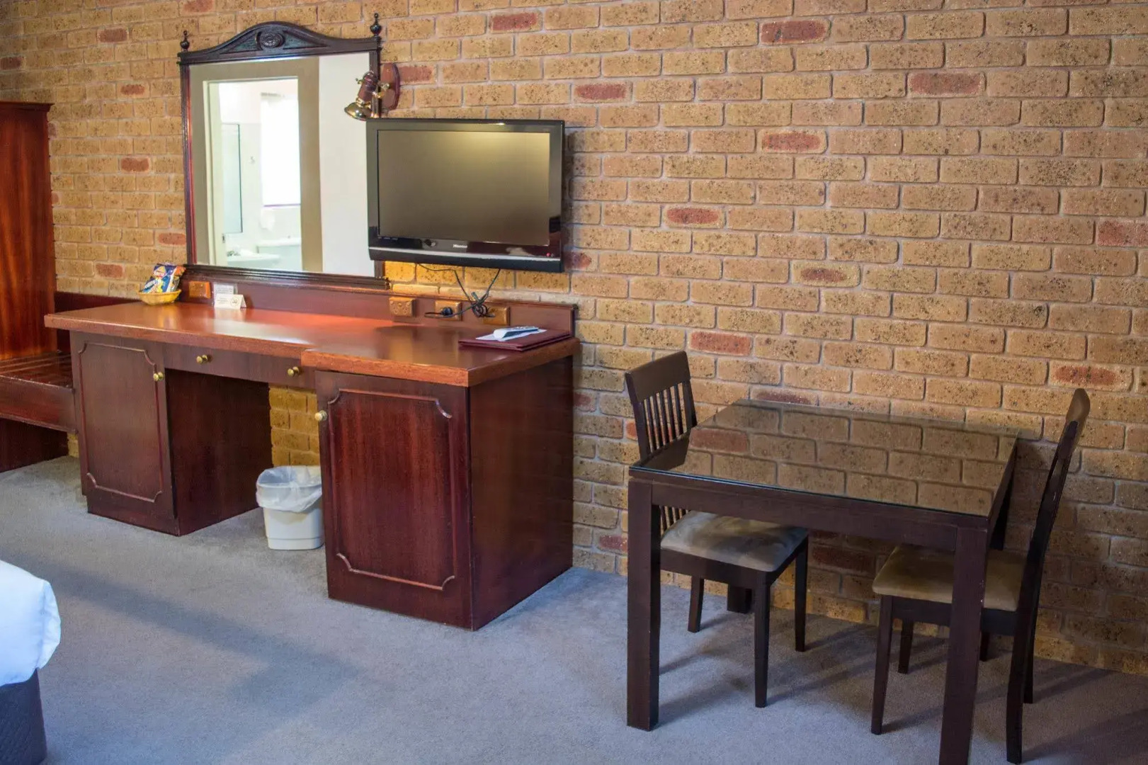 Narrandera Club Motor Inn