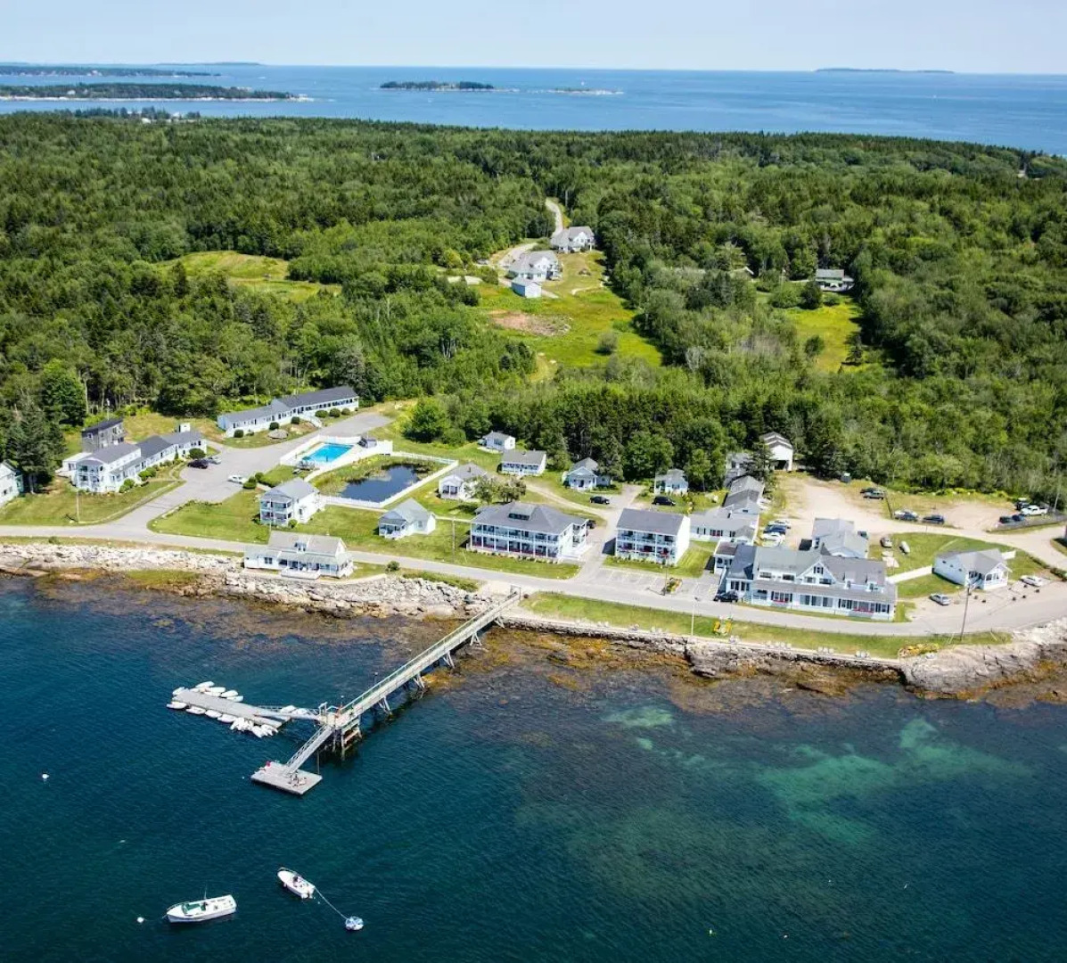 Bluebird Ocean Point Inn