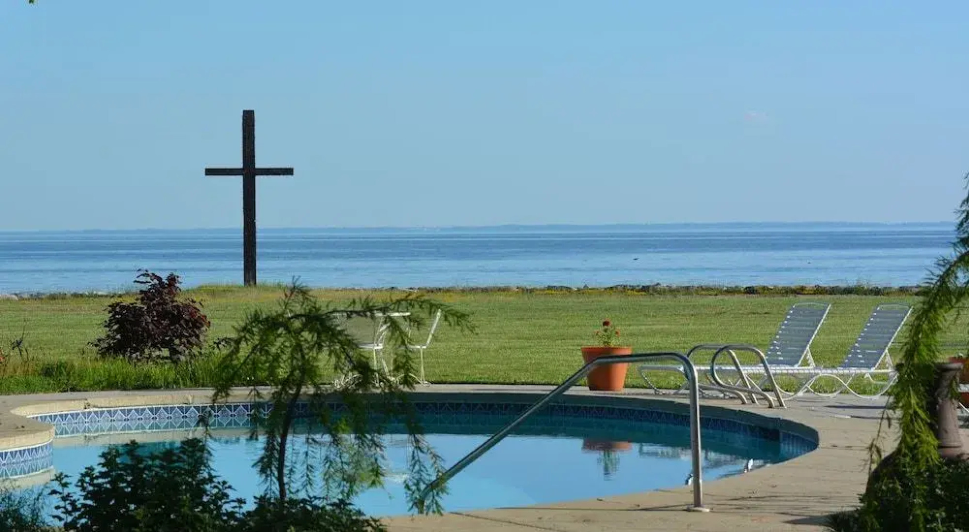 Black Walnut Point Inn