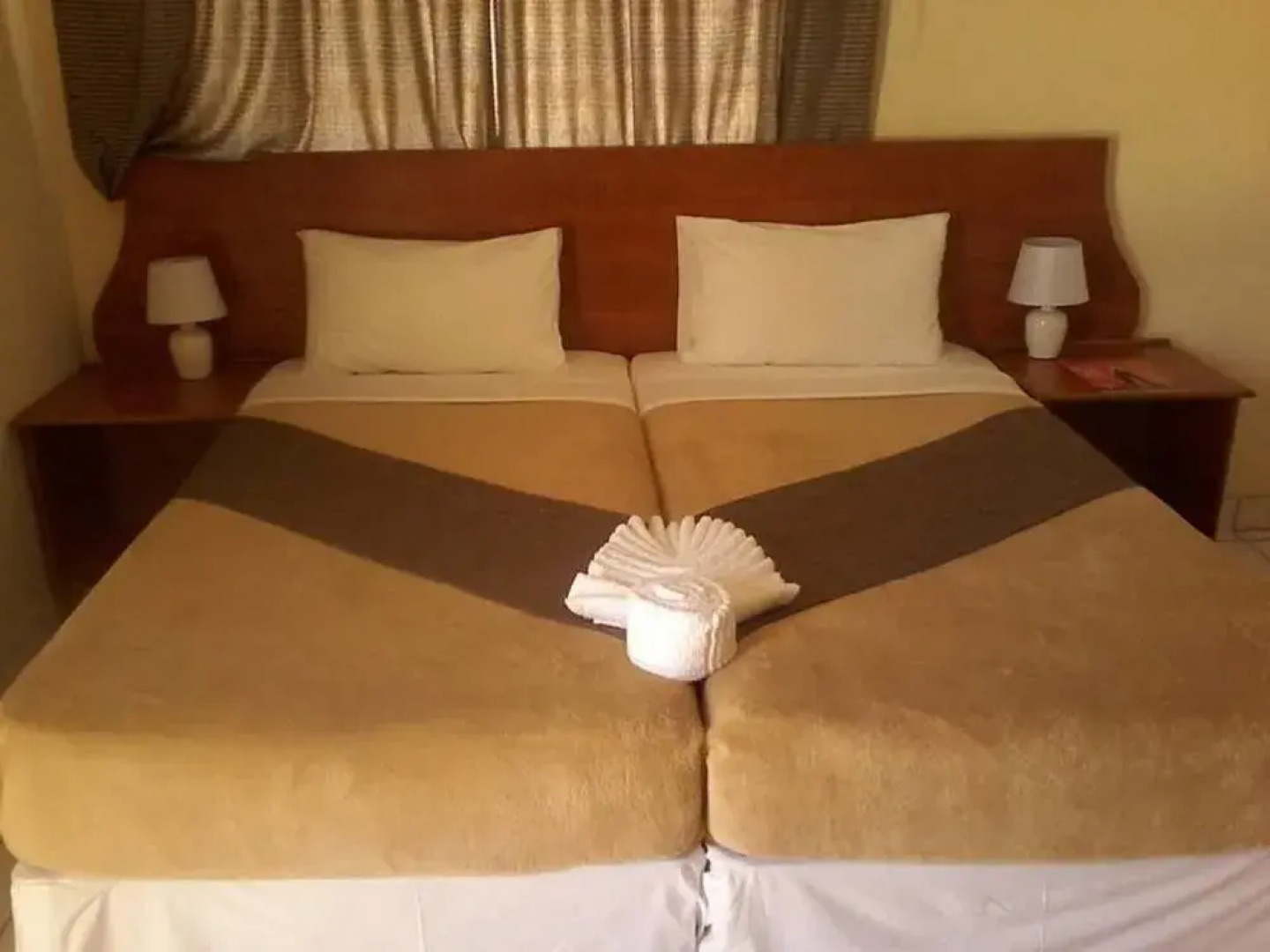 Qhwigaba Guest Lodge