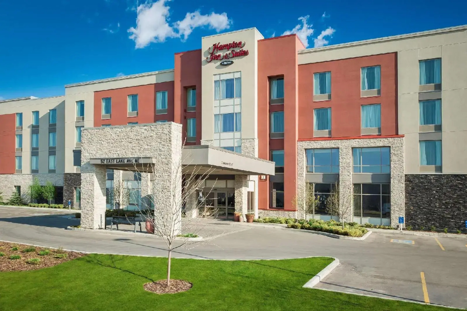 Hampton Inn & Suites by Hilton, Airdrie, AB, Canada
