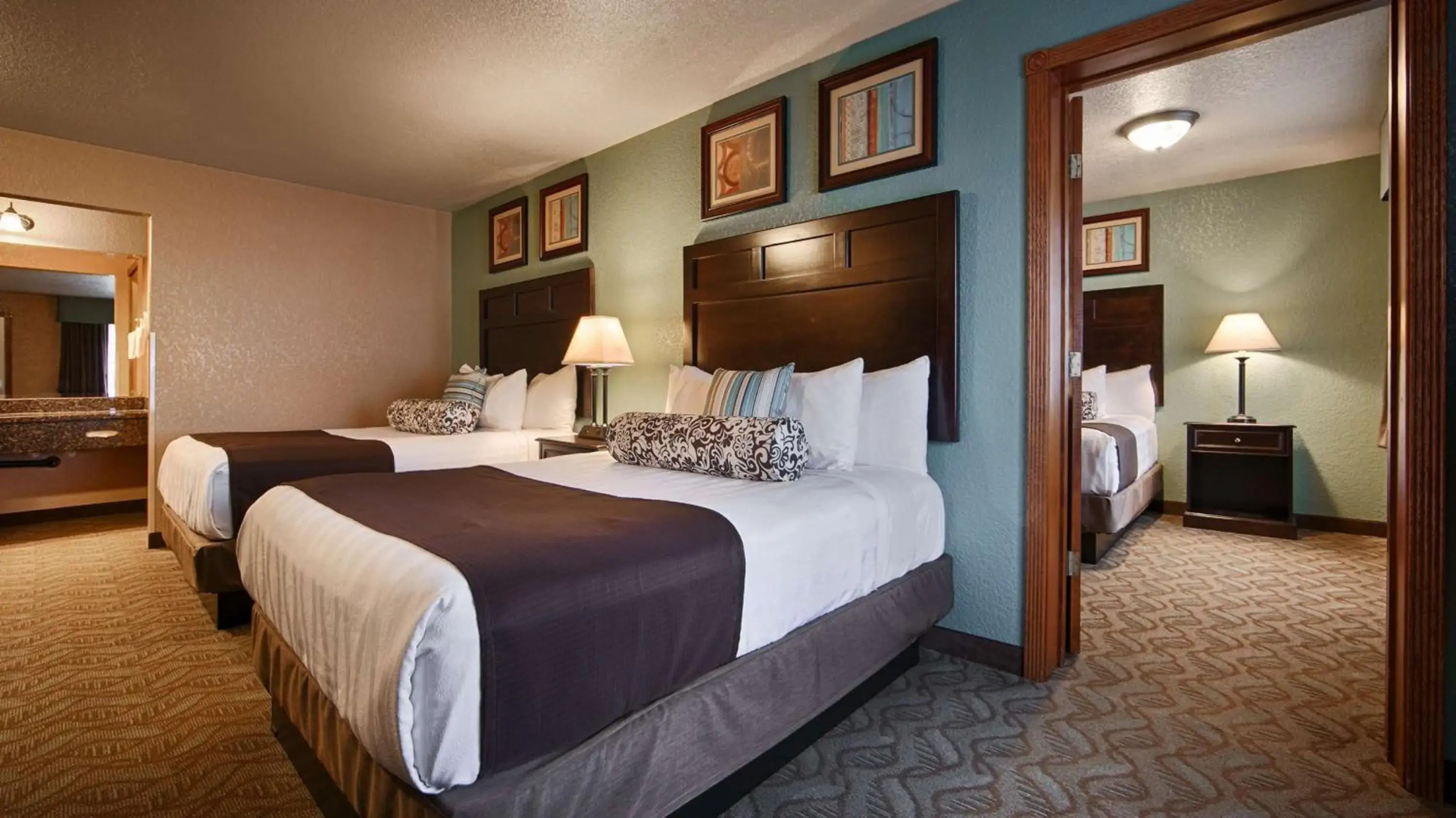 Best Western Plus Bayshore Inn