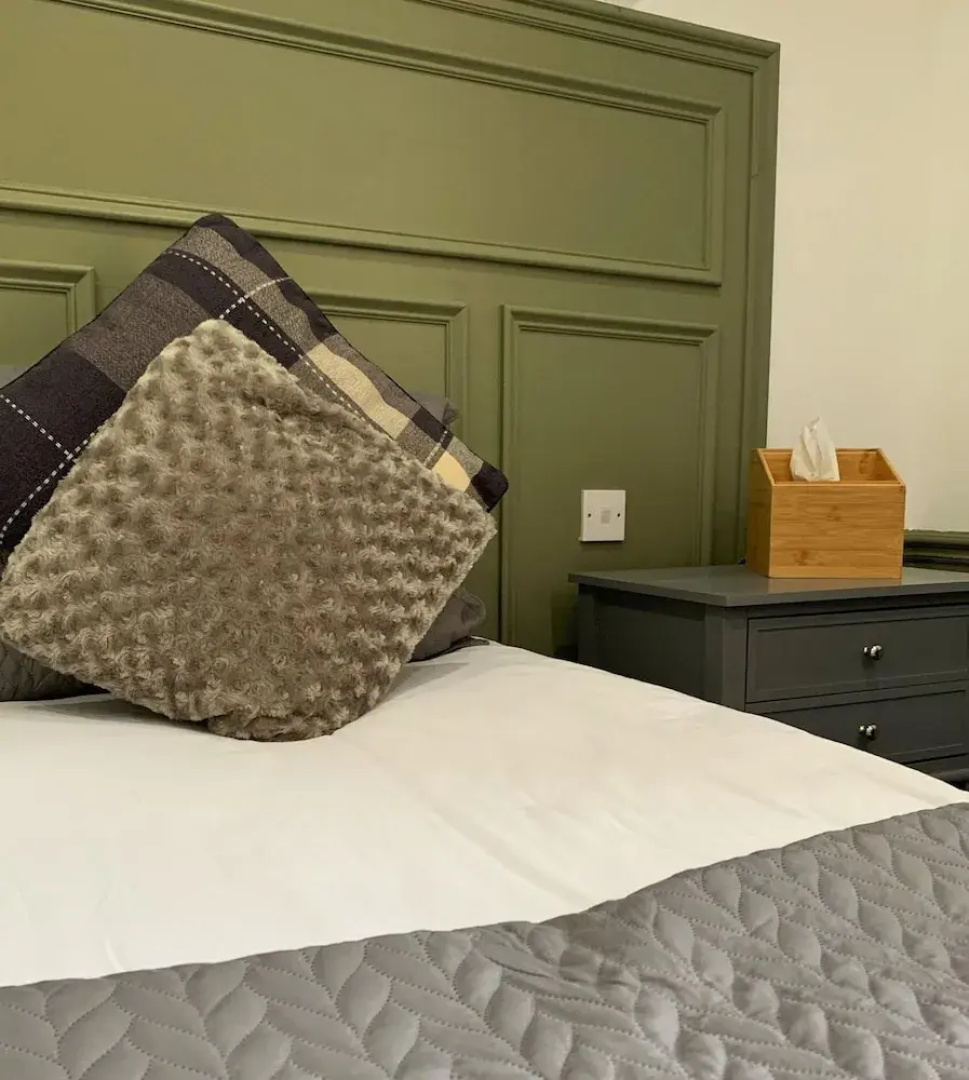 The Hopetoun Arms Hotel