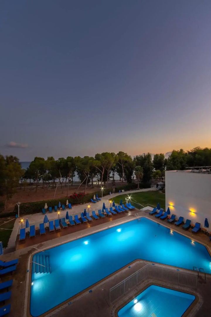 Park Beach Hotel
