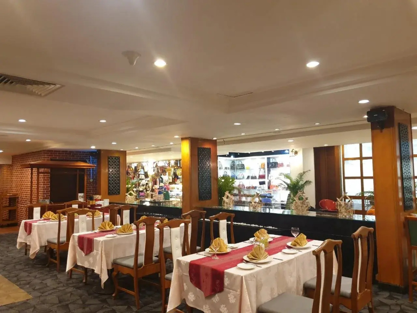 Ramana Saigon Hotel