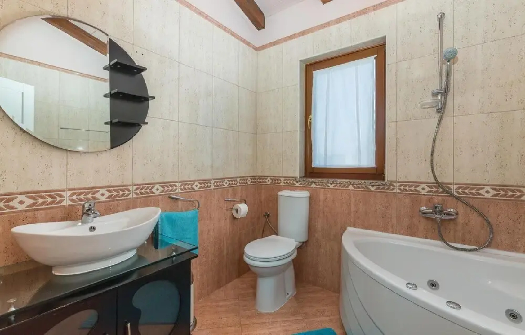 Amazing Home in Novigrad With Wifi and 3 Bedrooms
