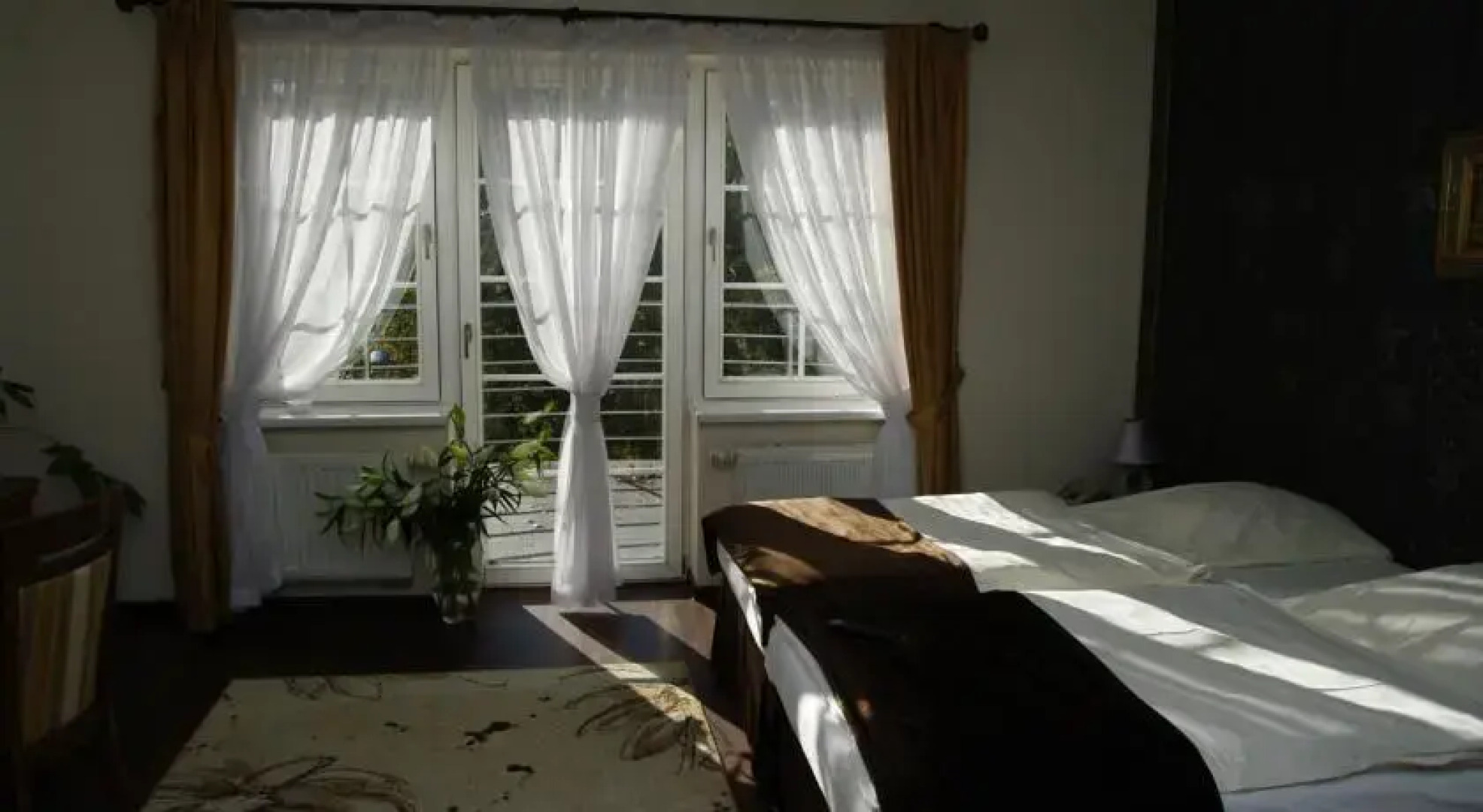 Pensjonat - Restauracja Żółty Domek