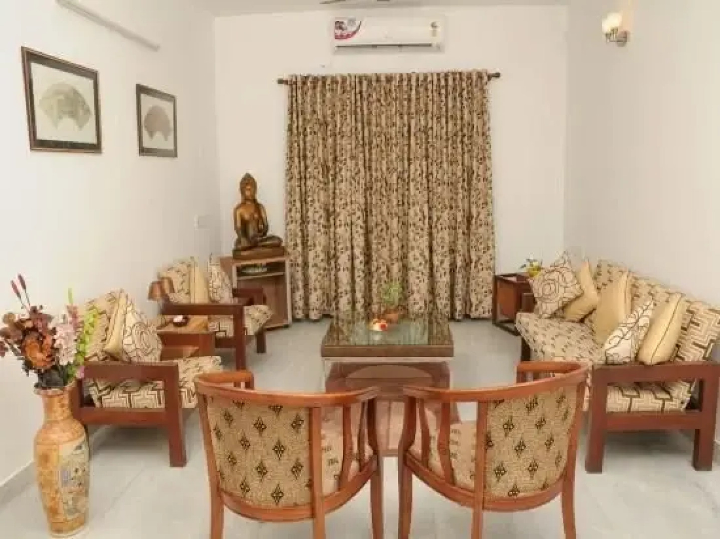 Executive Comfort OMR