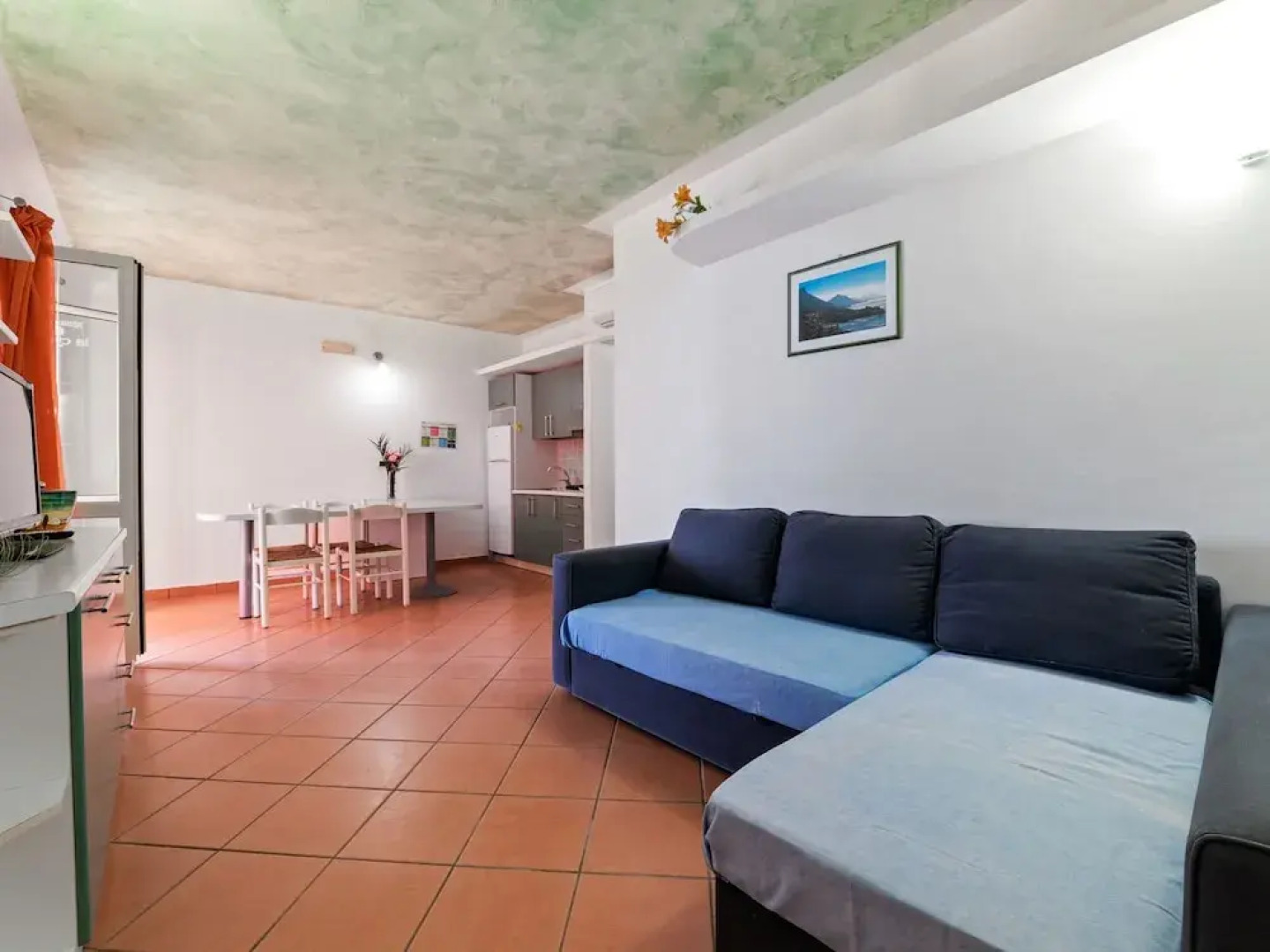 Pleasant Apartment in Villammare with Terrace